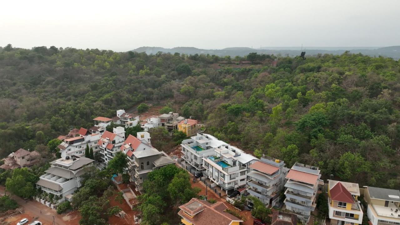 Villa Euphoria Luxury - 5bhk - Private Pool - Jacuzzi, Baga