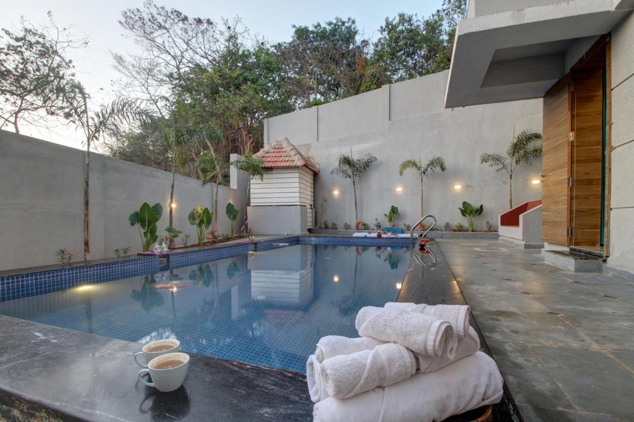 Euphoria Luxury - 5bhk - Private Pool - Jacuzzi,