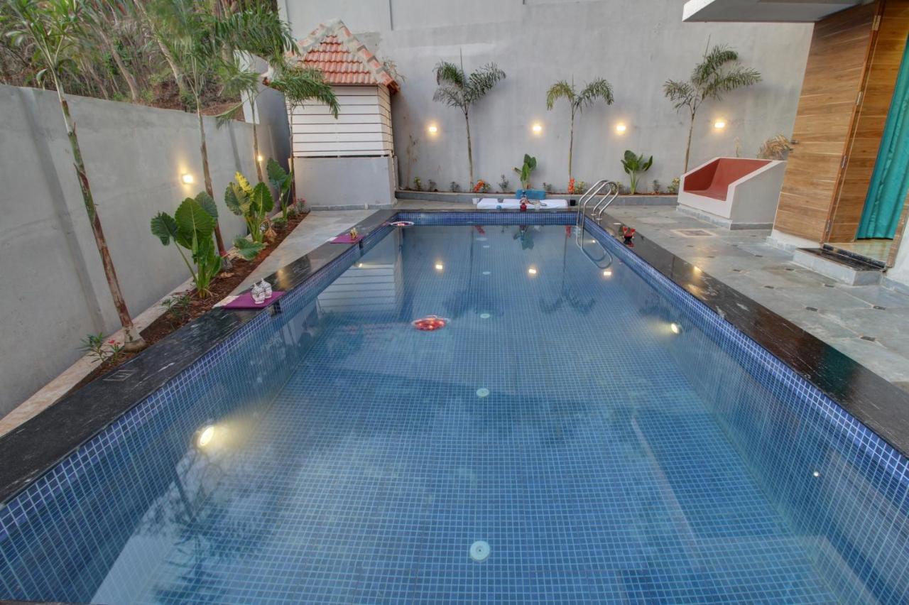 Euphoria Luxury - 5bhk - Private Pool - Jacuzzi, Villa Baga