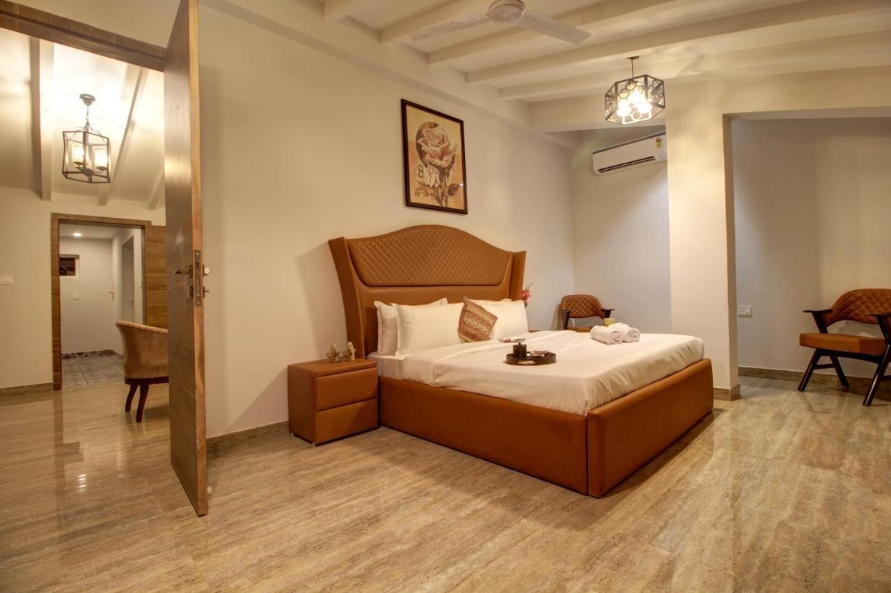 Villa Euphoria Luxury - 5bhk - Private Pool - Jacuzzi,